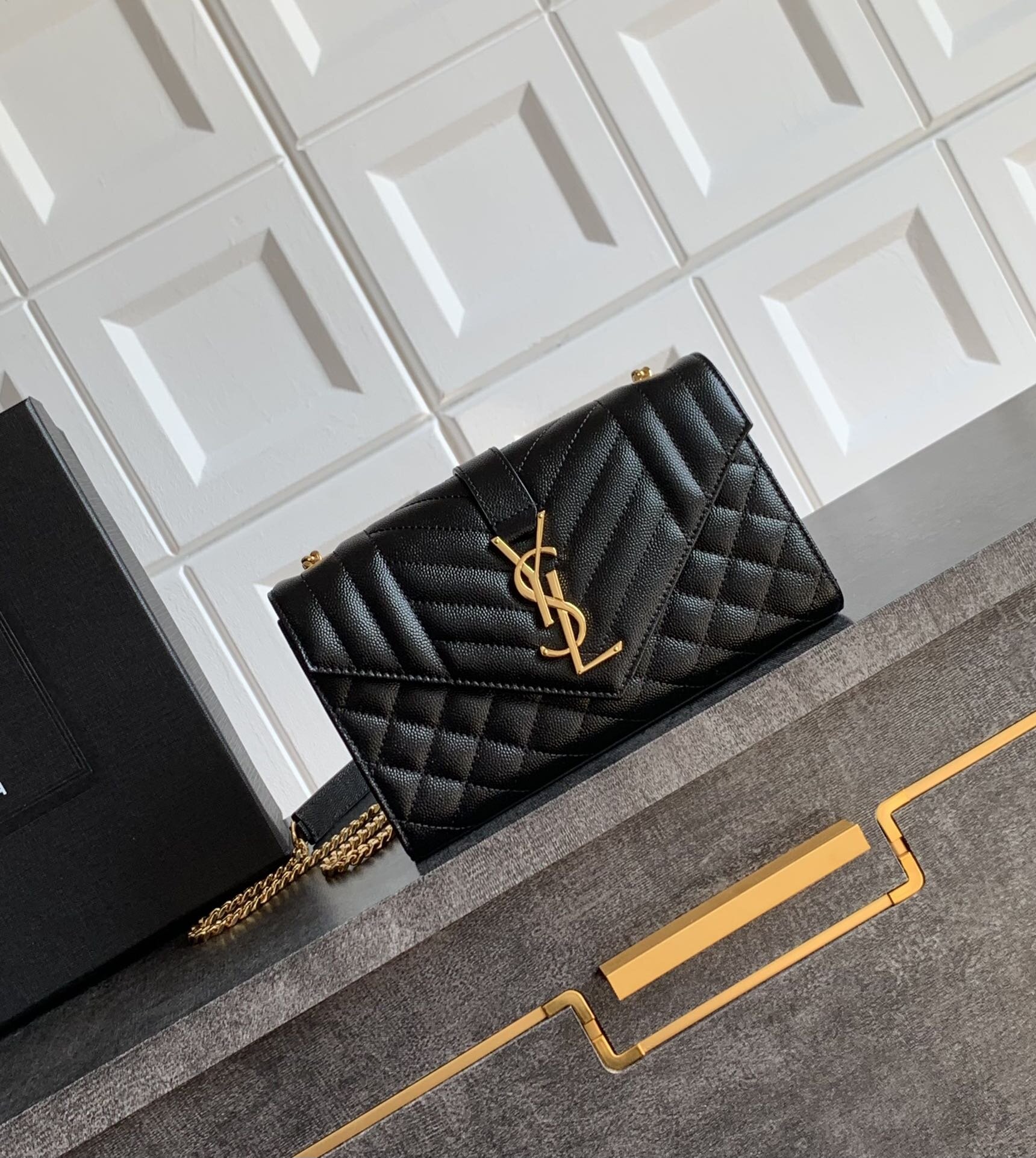 YSL 600195-018740